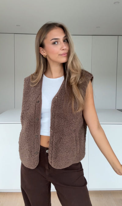 TEDDY VEST MOCCA