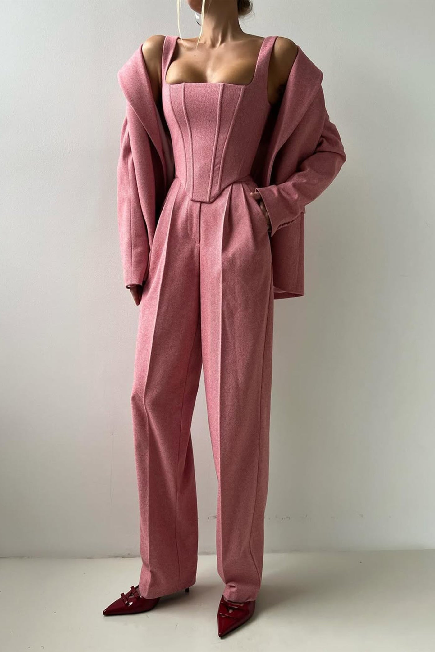 Nora - Dreiteiliges Set mit doppelreihigem Blazer
