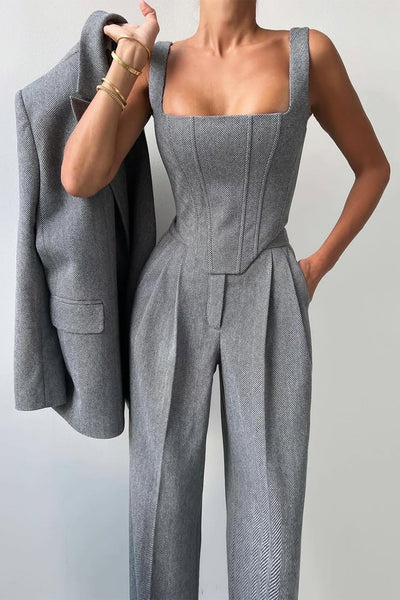 Nora - Dreiteiliges Set mit doppelreihigem Blazer