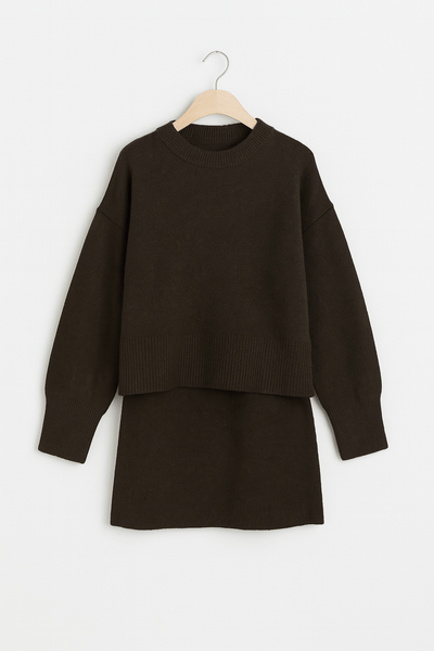Carina Strick-Zweiteiler mit Pullover und Minirock
