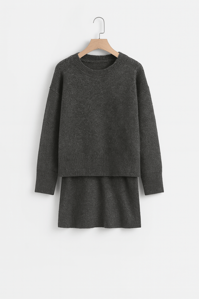 Carina Strick-Zweiteiler mit Pullover und Minirock