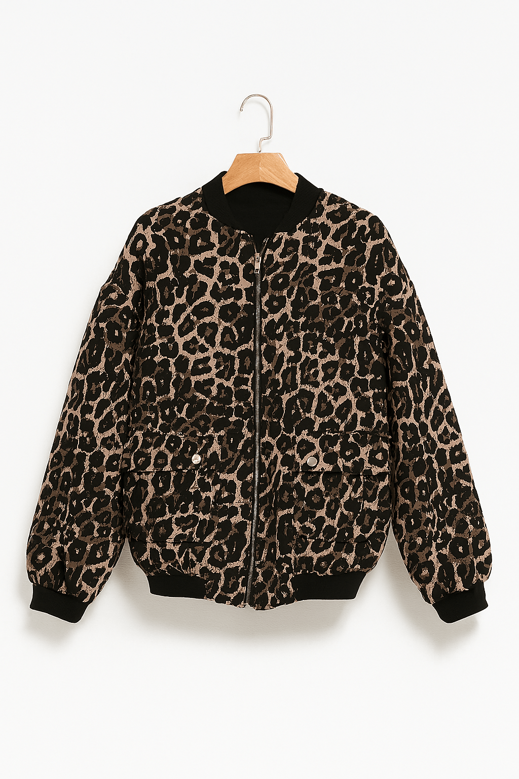 Christa Steppjacke mit Animalprint und Reißverschluss