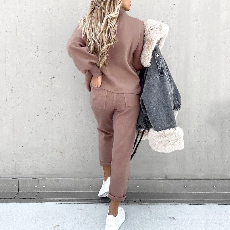 Hilda Pullover und Hosen Set