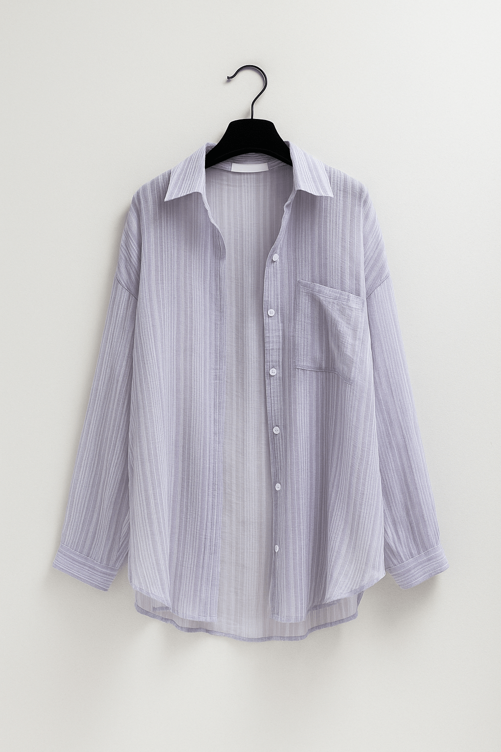 Yvet Lockere Bluse mit Knopfleiste und Brusttasche